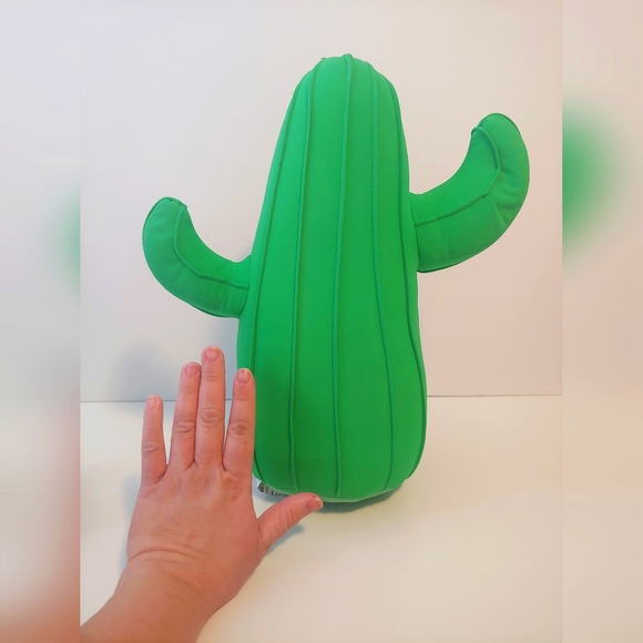 Cactus Pillow - Picture 2 of 5